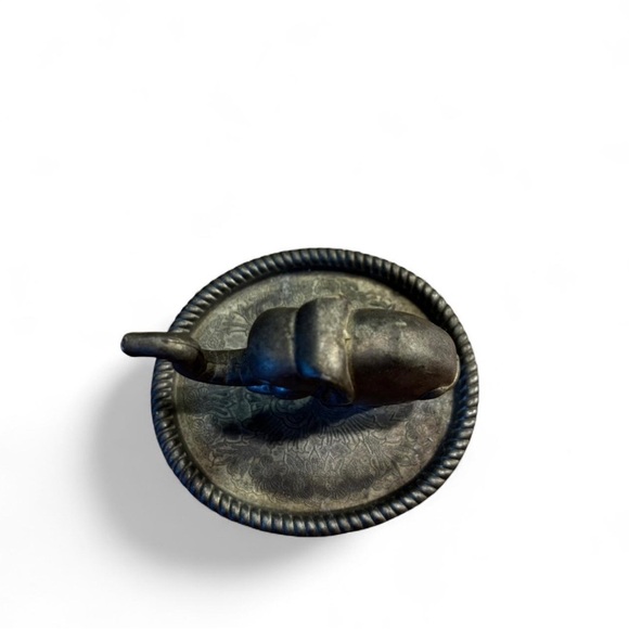 VTG Brass Elephant Ring Holder Jewelry Trinket Dish Trunk Up Good Luck Decor - Picture 3 of 4